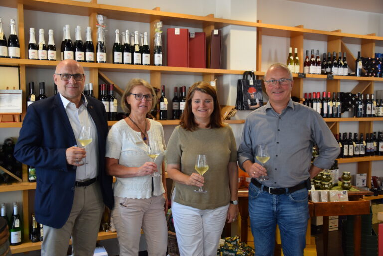 Breisgauer Weinfest kehrt auf den Schlossplatz zurück