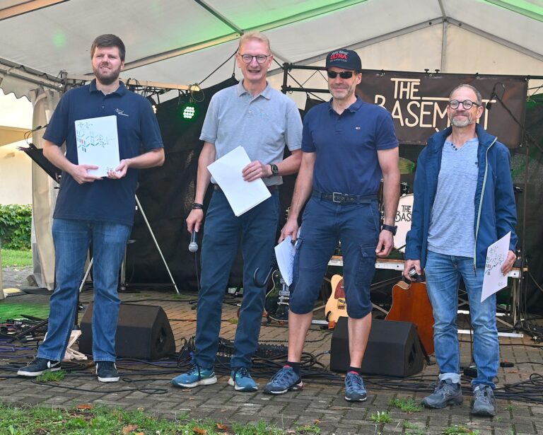 Leckeres Essen, entspannte Gespräche, gute Musik – Zahlreiche Stadtgartenfest-Besucher in Herbolzheim