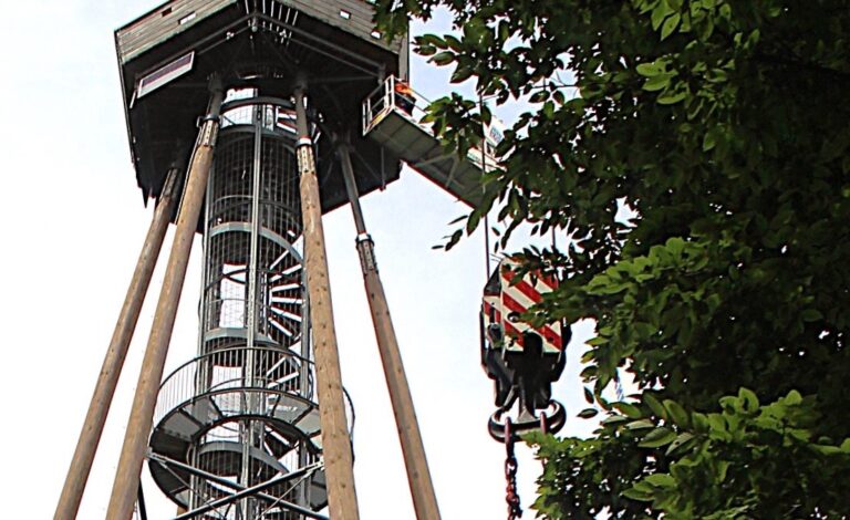 Vier Monate nach dem Abriss: Verein, der den Eichbergturm initiierte, löst sich auf und kritisiert die Stadt