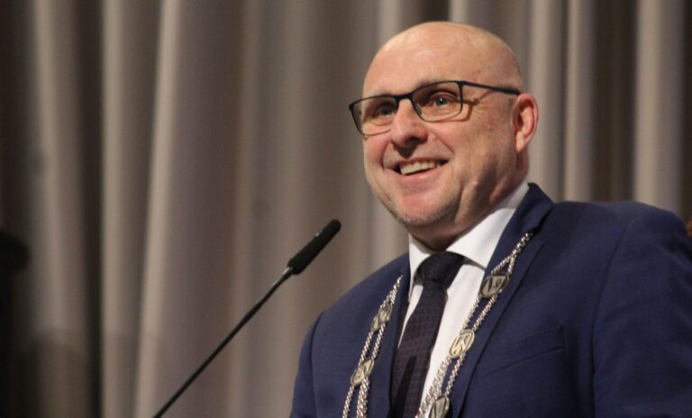 „Aktiv in die Stadt einbringen“: OB Stefan Schlatterer verbindet Neujahrsansprache mit Appell