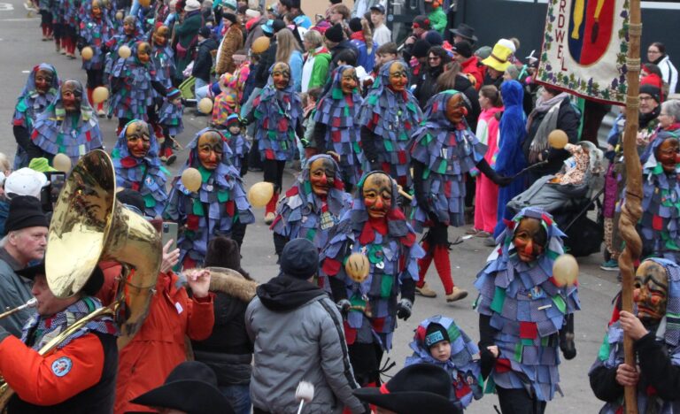 „Bollig stolz“: Nordweiler Bachdatscher feierten 50. Geburtstag