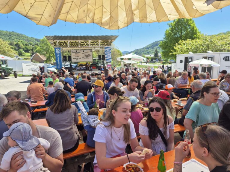 Frohes Jubiläumsfest zum Start in den Mai