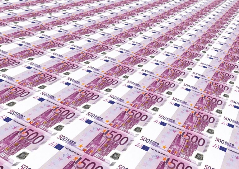 Gelder aus dem „Sondervermögen“: 34,5 Mio. Euro für den Kreis, 106 Mio. Euro für die 24 Städte und Gemeinden