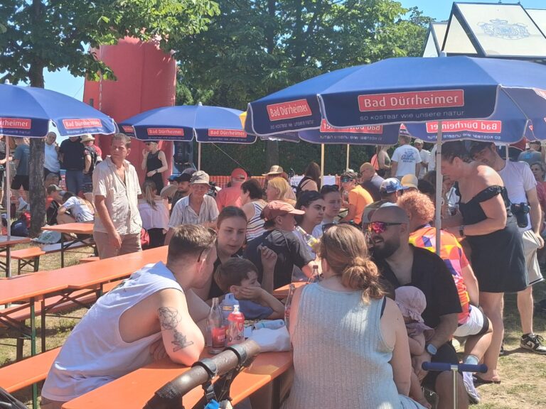 Hitzeschlacht beim Rigolator in Riegel