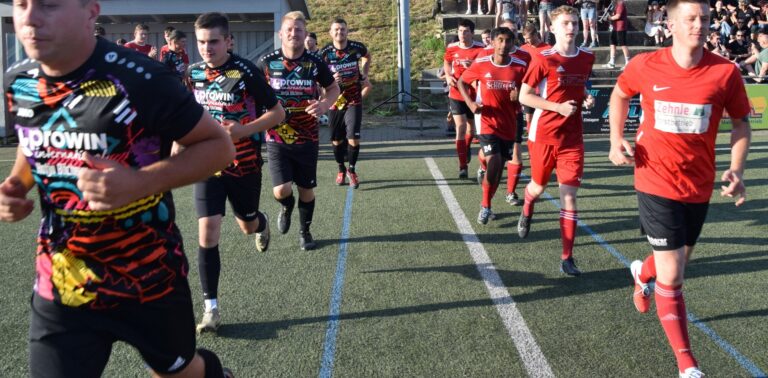 Narren mit Titel-Hattrick: Beim Freiämter Sportfest gewannen die „Wurzelgeister“ zum dritten Mal hintereinander den Vereinspokal